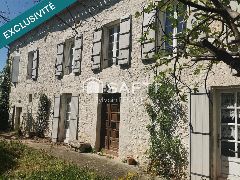 Vente Maison L'espace d'un domaine, le charme de la pierre et la liberté de 2 hectares : votre nouvelle vie commence ici. Lacour