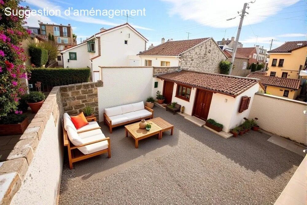 Maison à fort potentiel  Quartier des Amoureux  Nîmes