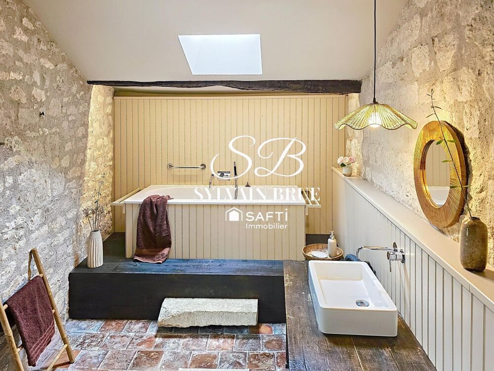 à vendre  Maison Montcuq (46800)