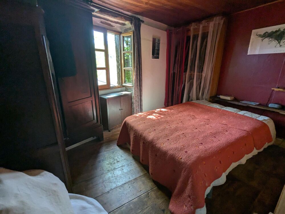 Vente Maison Maison de village à Calvignac en position dominante au coeur du Parc Naturel Régional Calvignac