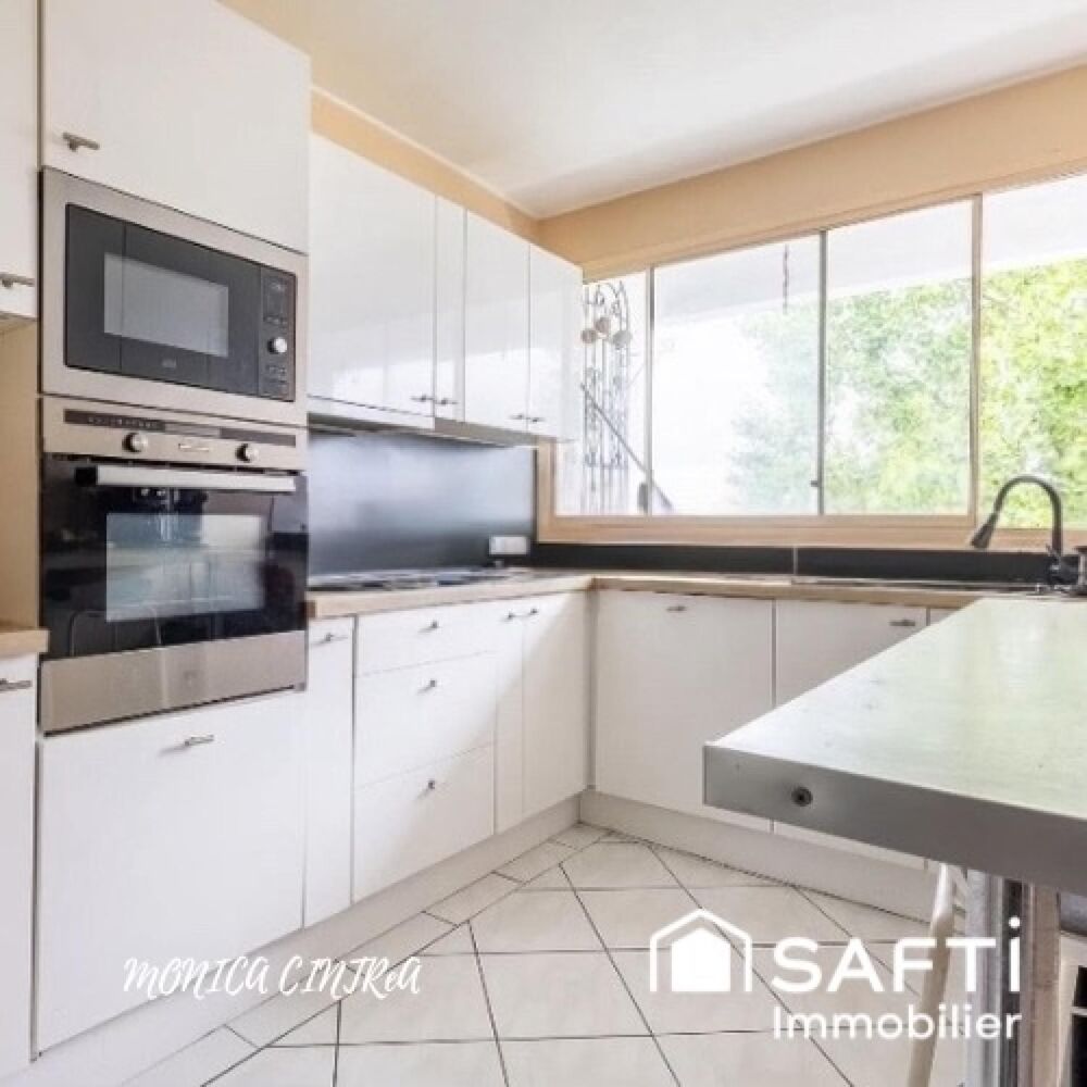Vente Appartement appartement  5 pièces avec double séjour, garage et cave Longjumeau