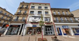  Immeuble � vendre 984 m�