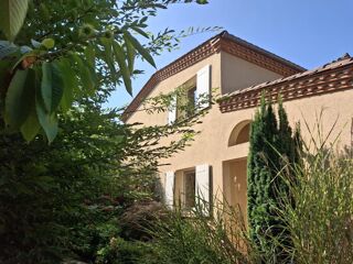  Maison à vendre 10 pièces 182 m²