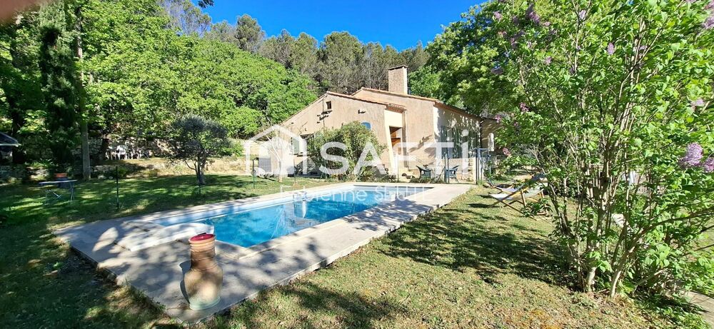 Maison 127 m2 plain pied, terrain 4220 m2, piscine