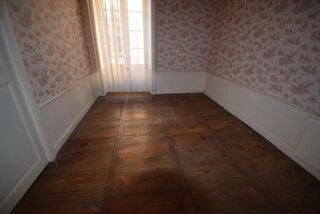  Maison � vendre 14 pi�ces 372 m�