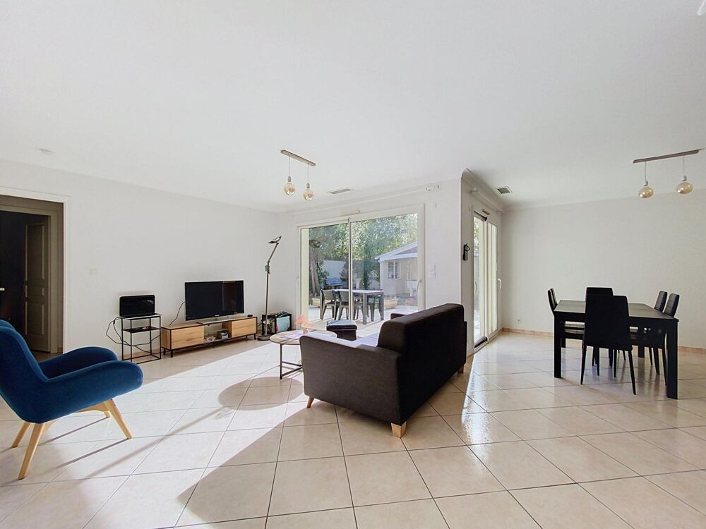 Vente Maison Plain-pied, calme et sans vis-à-vis : une maison familiale à Magonty Pessac
