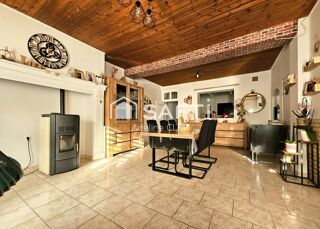  Maison  vendre 15 + pices 324 m