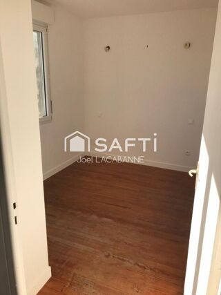  Immeuble à vendre 200 m²