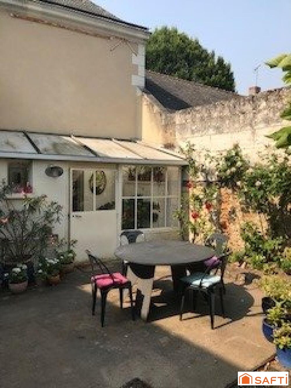 Maison de charme au coeur du Bourg de BLAISON-GOHIER