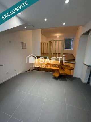  Immeuble � vendre 240 m�