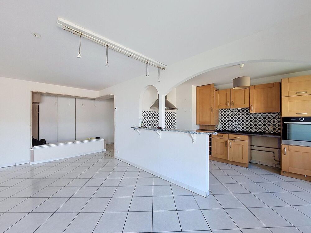 Annecy, appartement de 86 m2 avec terrasse et balcon