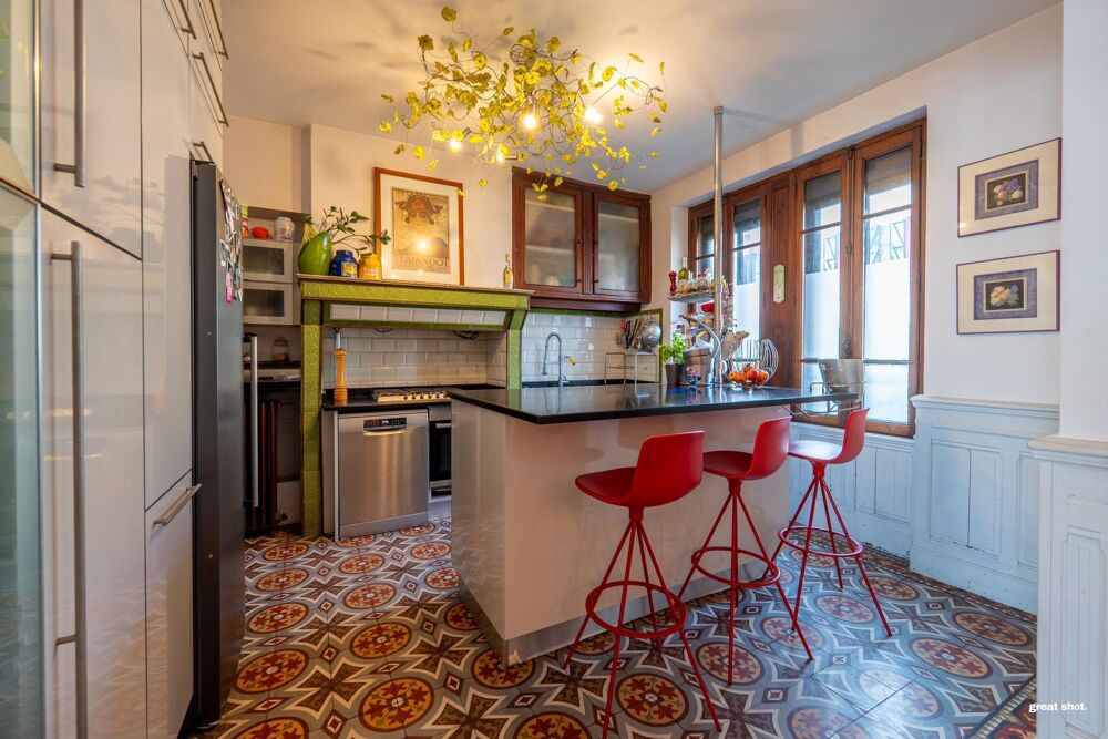 Maison 169 m² avec piscine à débordement et dépendance