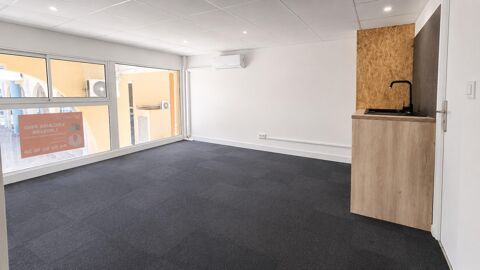   Local 28 m² au 1er étage – Centre bien-être Fréjus 