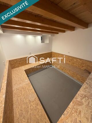  Immeuble � vendre 240 m�