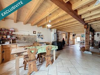  Maison � vendre 9 pi�ces 215 m�