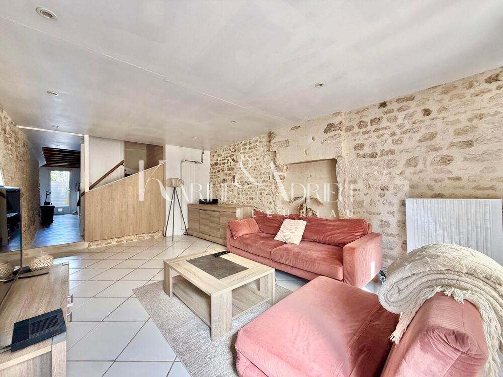 Vente Maison Maison de ville 3 chambres, véranda, dépendance et jardin Fontenay-le-comte