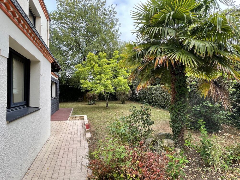 Maison familiale de 155 m² + Offre la possibilité de détacher un terrain de 423 m² valorisé 150 000 €
