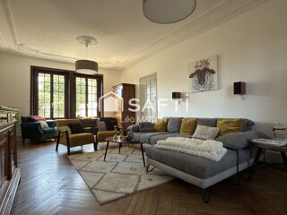  Maison à vendre 10 pièces 278 m²