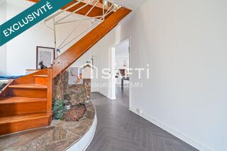  Maison � vendre 8 pi�ces 230 m�