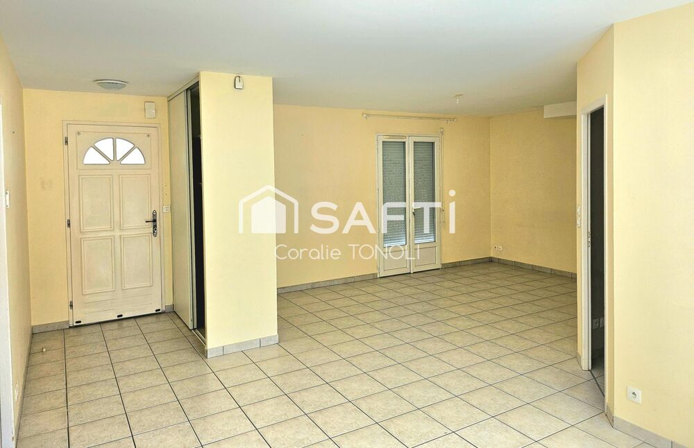 Vente Maison Plain-pied, 3 chambres et 1 195 m² de terrain La couronne