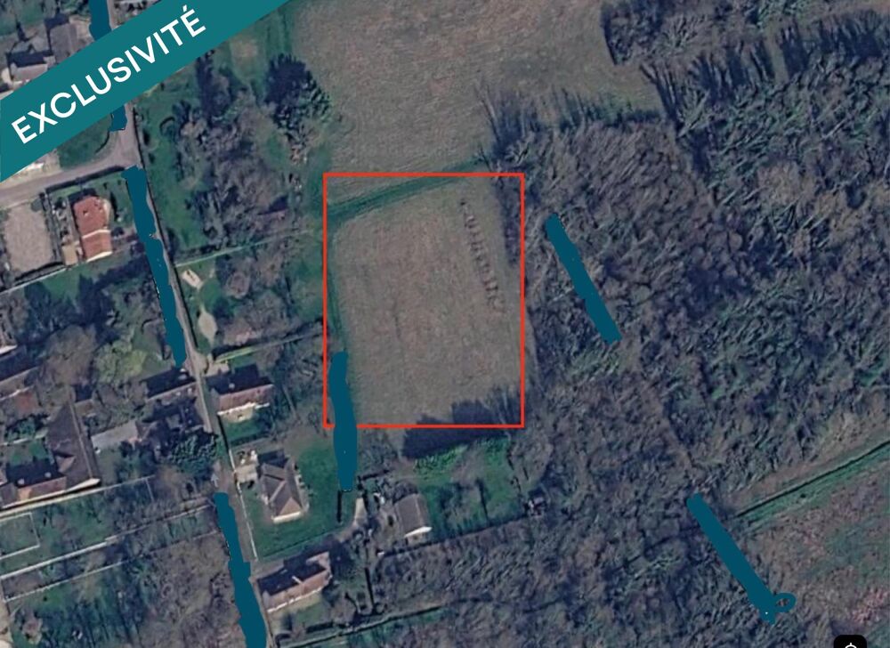 Vente Terrain Nichée dans un environnement calme et à l'abri des regards, idéale pour profiter pleinement de la nature. Saint-sauveur-les-bray