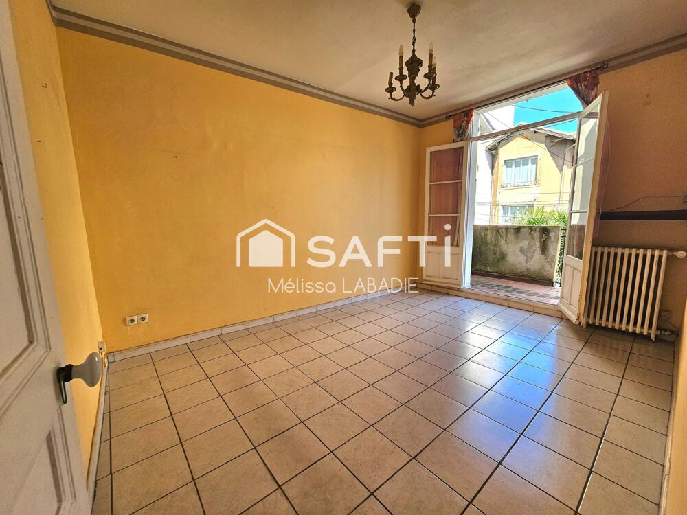 Vente Appartement Haut de villa avec solarium et fort potentiel – Saint-Jean-du-Var Toulon
