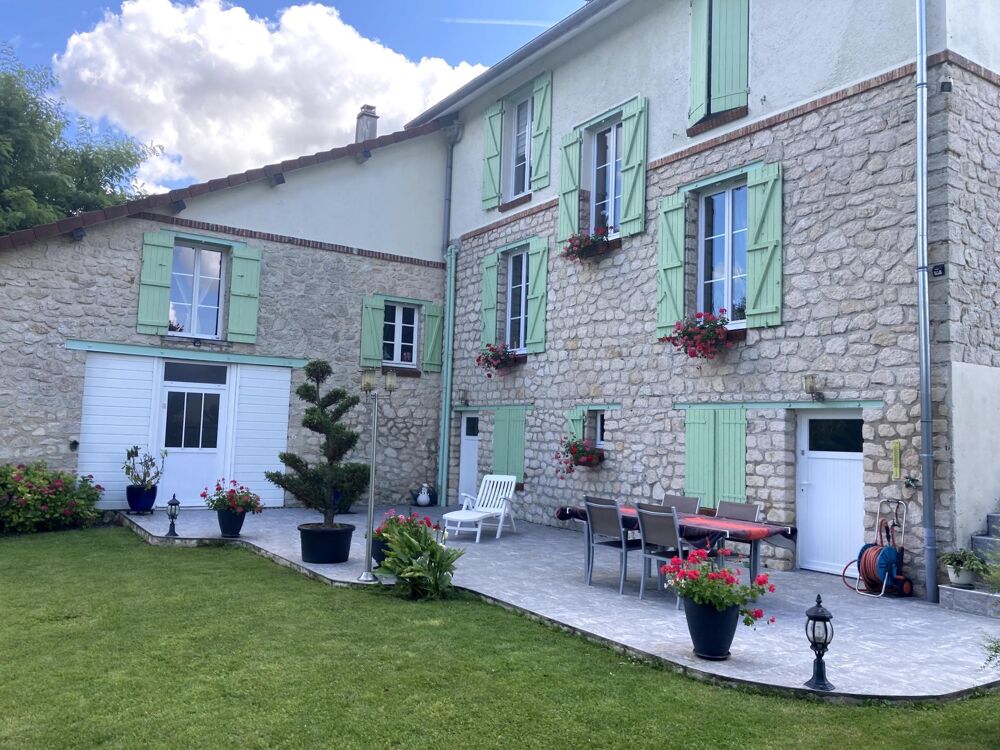Vente Maison Pavillon individuel en pierre totalement rénové au bord du canal et a proximité de toutes commodités Givry