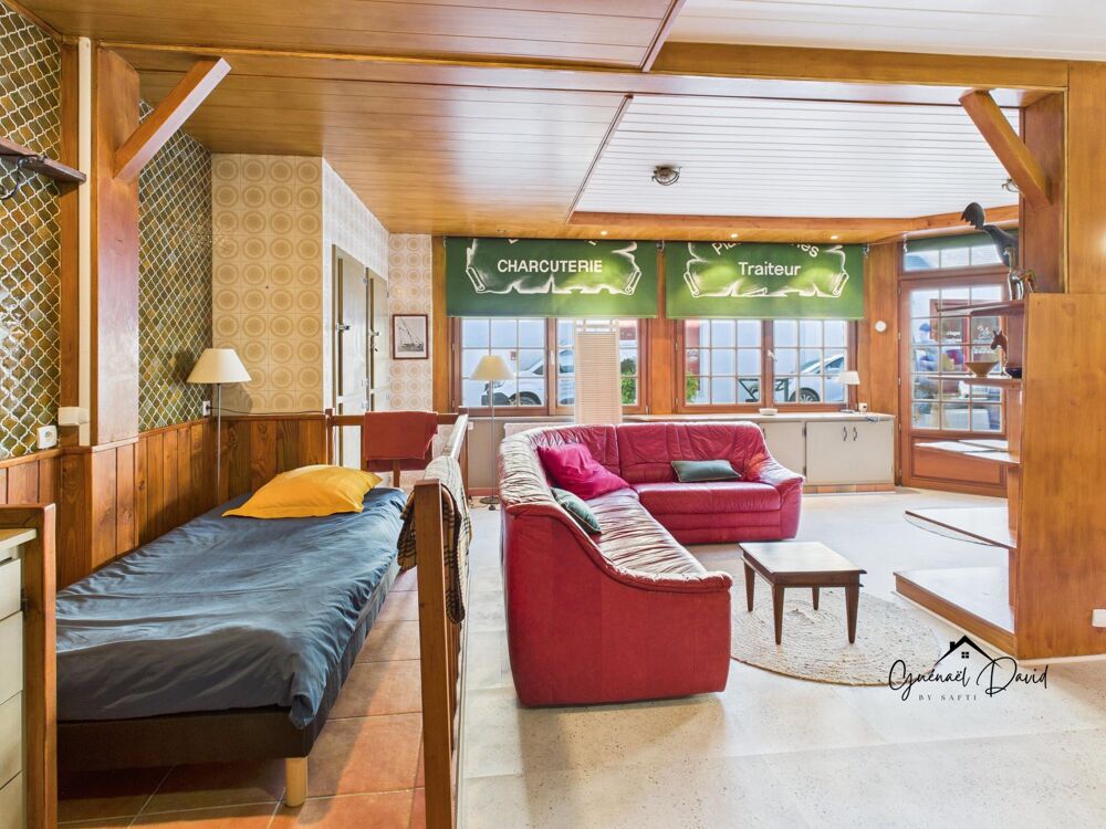 APPARTEMENT AVEC COUR EN PLEIN COEUR DU CENTRE HISTORIQUE