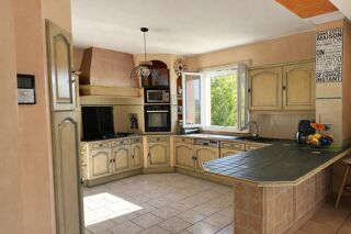  Maison à vendre 12 pièces 295 m²