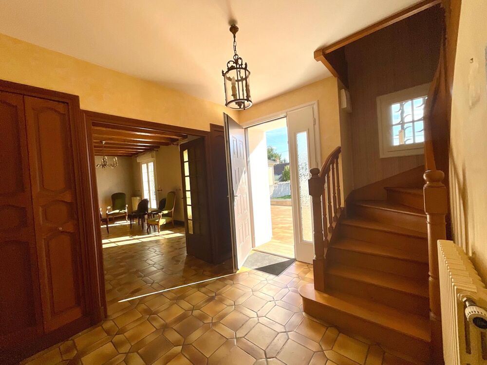 Vente Maison Maison familiale - 150 m2 - 5/6 chambres - terrain de 1670 m2 Montlouis-sur-loire