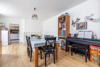  Appartement � vendre 5 pi�ces 82 m�