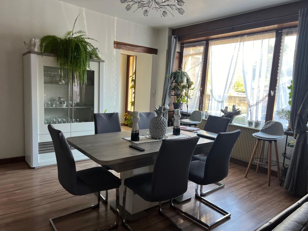 Vente Maison Maison de 122 m2, 3 chambres, bureau, garage et jardin. Loulans-verchamp