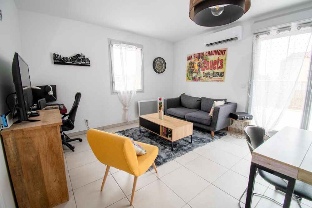 Vente Appartement Bel appartement T2 récent de 47m2 avec terrasse et parking Venelles
