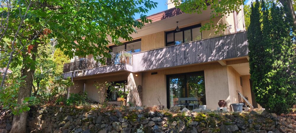 Maison d'architecte au coeur de Gravenoire 63122