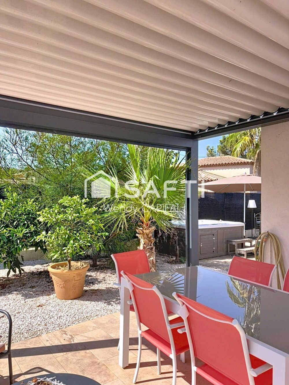  vendre  Maison Hyres (83400)