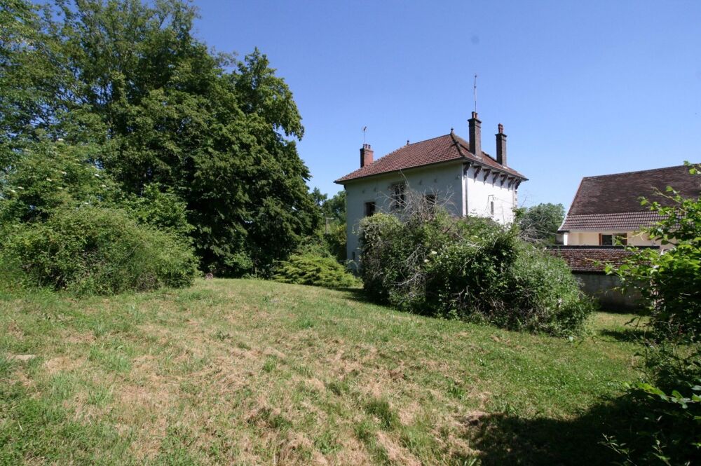 Vente Maison Grande bâtisse divisée en deux appartements Lons-le-saunier