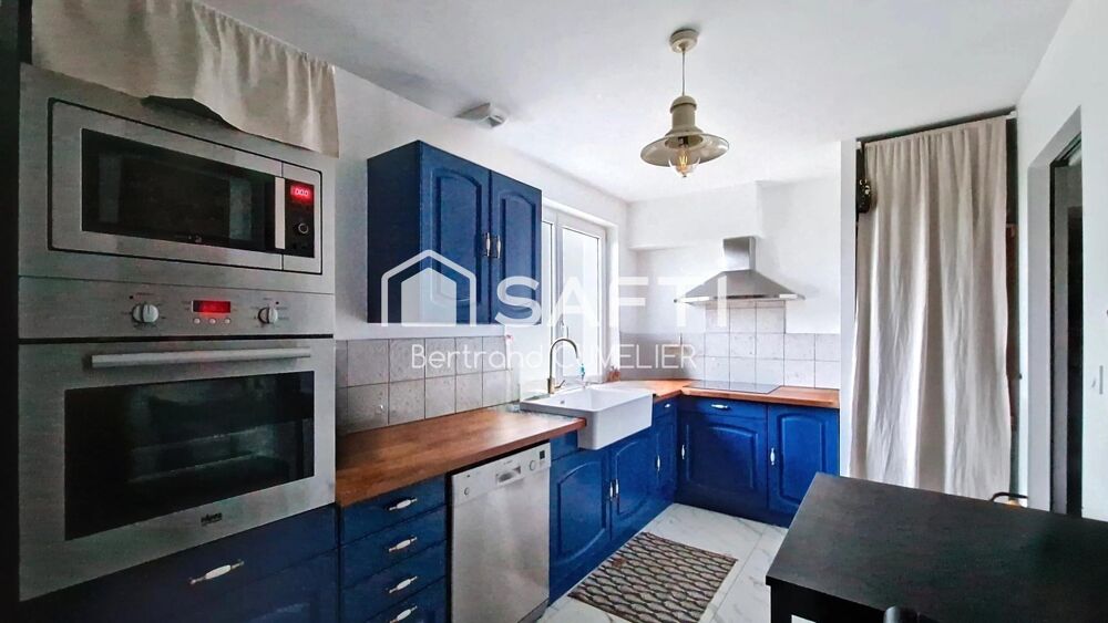 Vente Maison Maison plain pied rénovée avec nombreuses dépendances, garages et stationnements Verlinghem