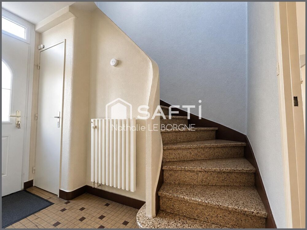 Pavillon 4 chambres proche commodités