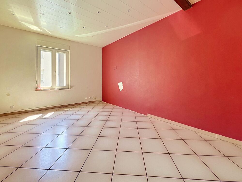 Vente Maison Maison familiale 4 chambres avec jardin et garage à Thionville. Thionville