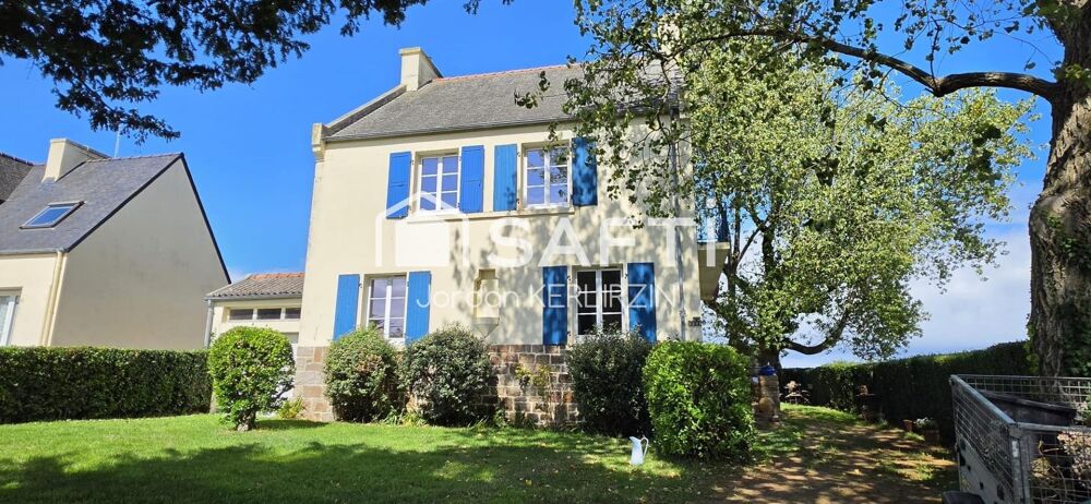 Maison de bourg de 131 m²  6 pièces  4 chambres  Terrain de 795 m²