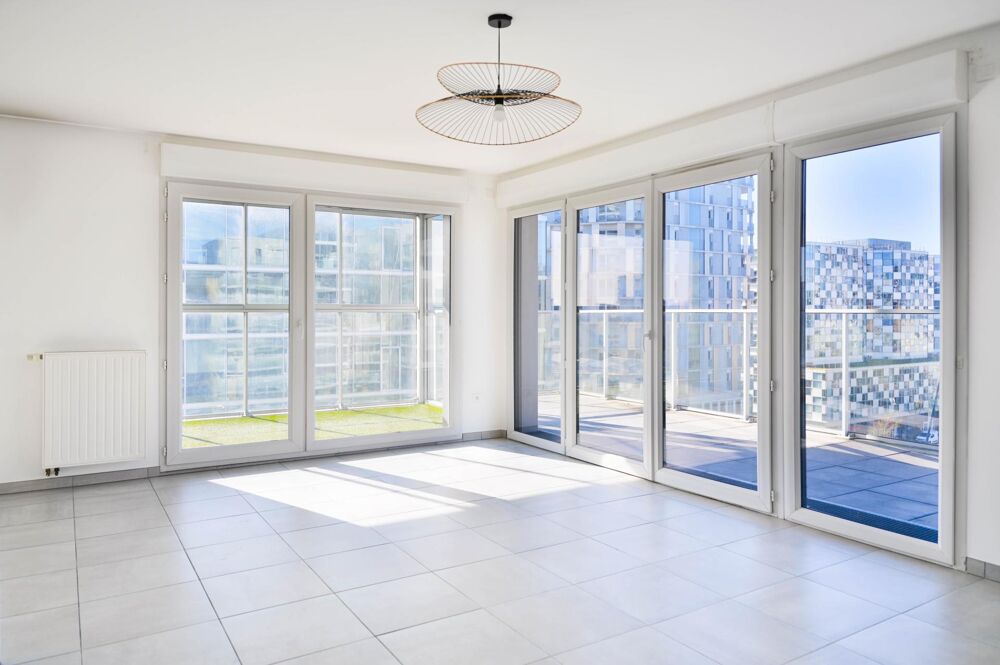 Vente Appartement Spacieuse pièce de vie, lumineuse, 3 terrasses Nantes