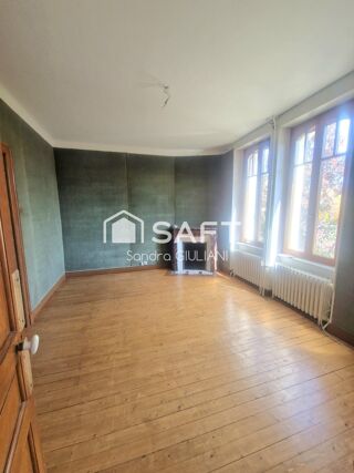  Maison à louer 7 pièces 178 m²