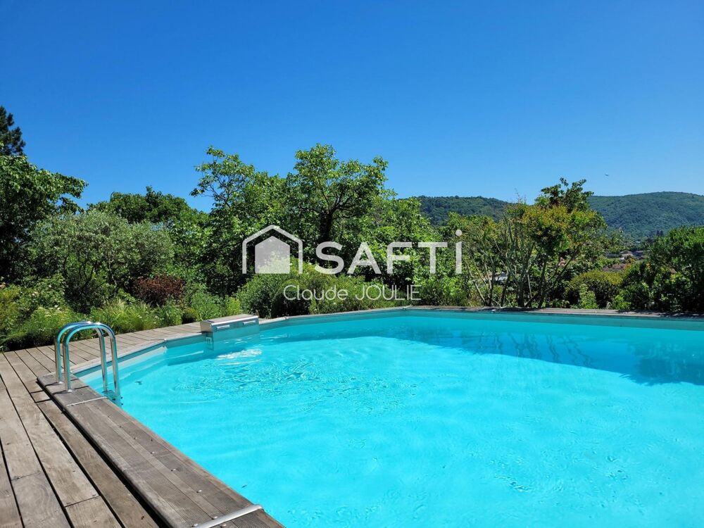 Vente Maison Maison de caractère 175 m² habitables avec piscine et jardin paysager Villefranche-de-rouergue
