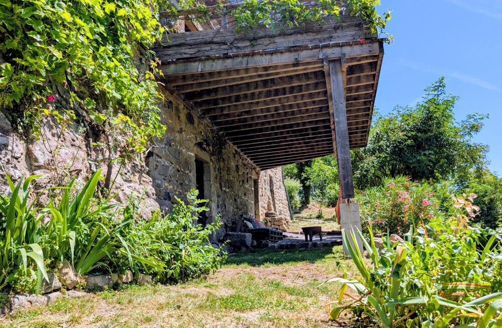 Vente Maison Ensemble immobilier composé de deux habitations en pierre entièrement rénovées. Aizac