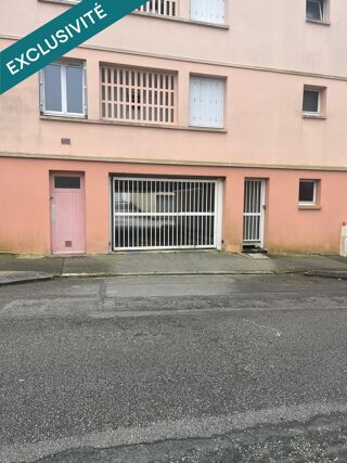  Parking / Garage  vendre 