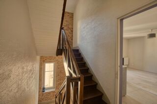  Immeuble à vendre 180 m²