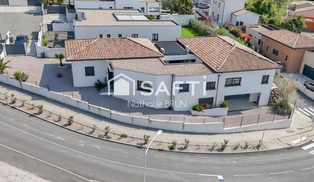 Villa contemporaine de plain pied de 240 m² sur 801 m² de terrain