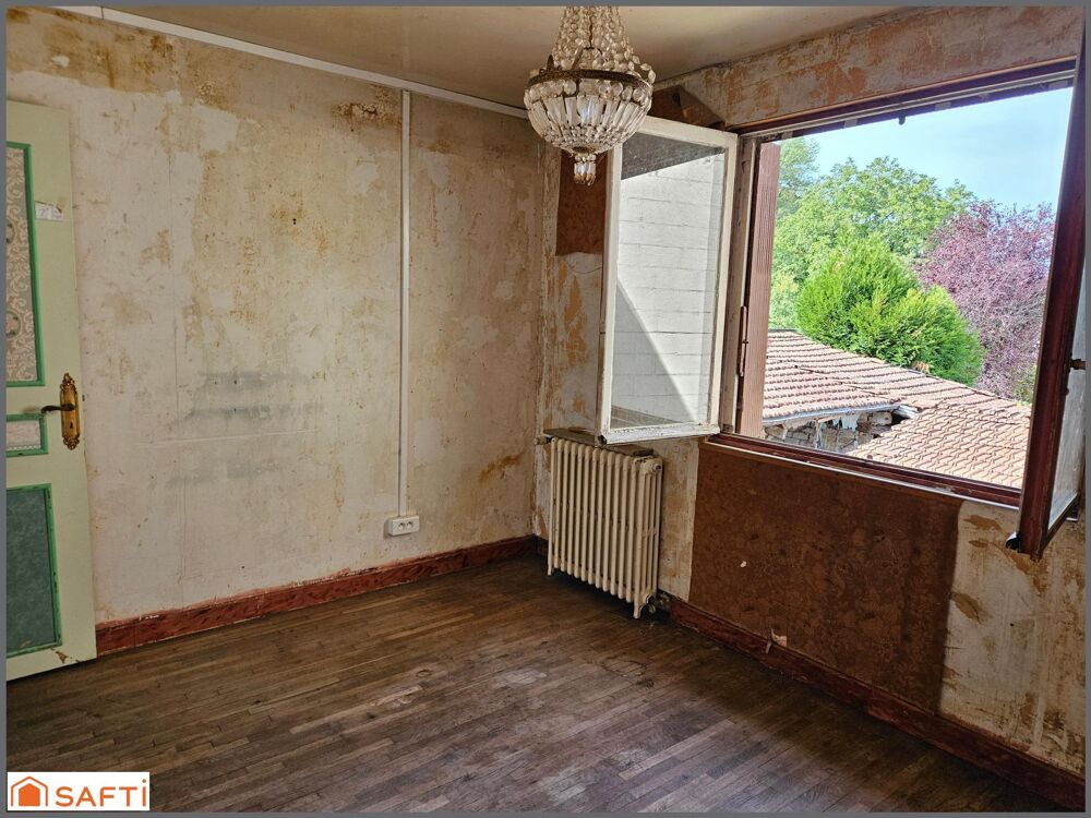 pavillon 2 chambres sur sous-sol avec cour et dépendances