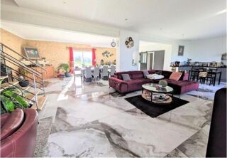  Maison  vendre 6 pices 197 m