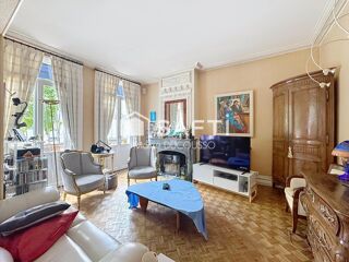  Maison à vendre 10 pièces 296 m²